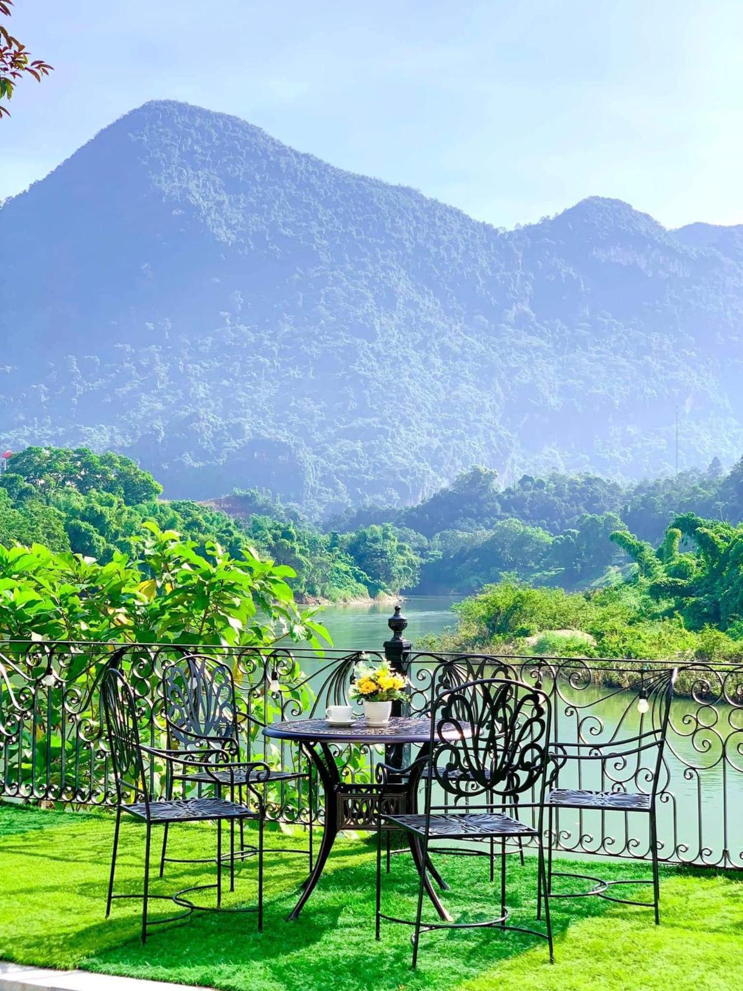 Phoenix Hotel Ha Giang Exterior foto
